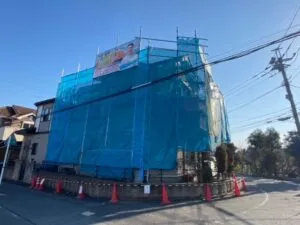 足場