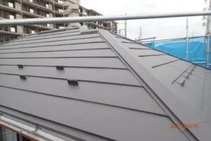 屋根カバー工法
