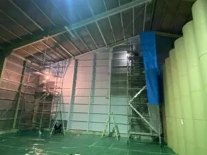 倉庫鉄骨塗装工事
